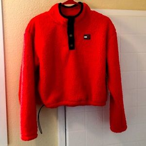TOMMY JEANS
Fleece Mock-neck Top In Flame, new